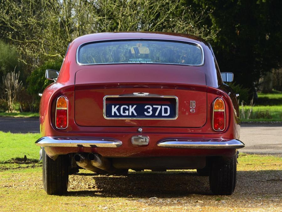  Aston Martin DB6 1965 года  (UK) (фото 6 из 26)